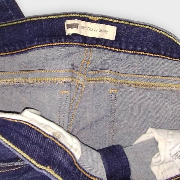 Levis Womens 528 Curvy‎ Skinny Sz 17M Jr Dark Blue Stretch Teen Girls - Picture 5 of 6